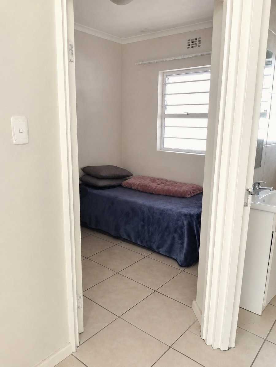 2 Bedroom Property for Sale in Highbury Western Cape